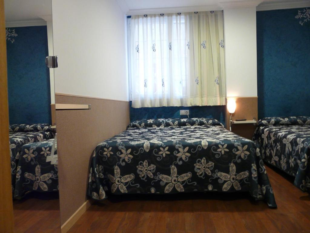 Hostal Gaudi Cuenca Cuenca  Chambre photo